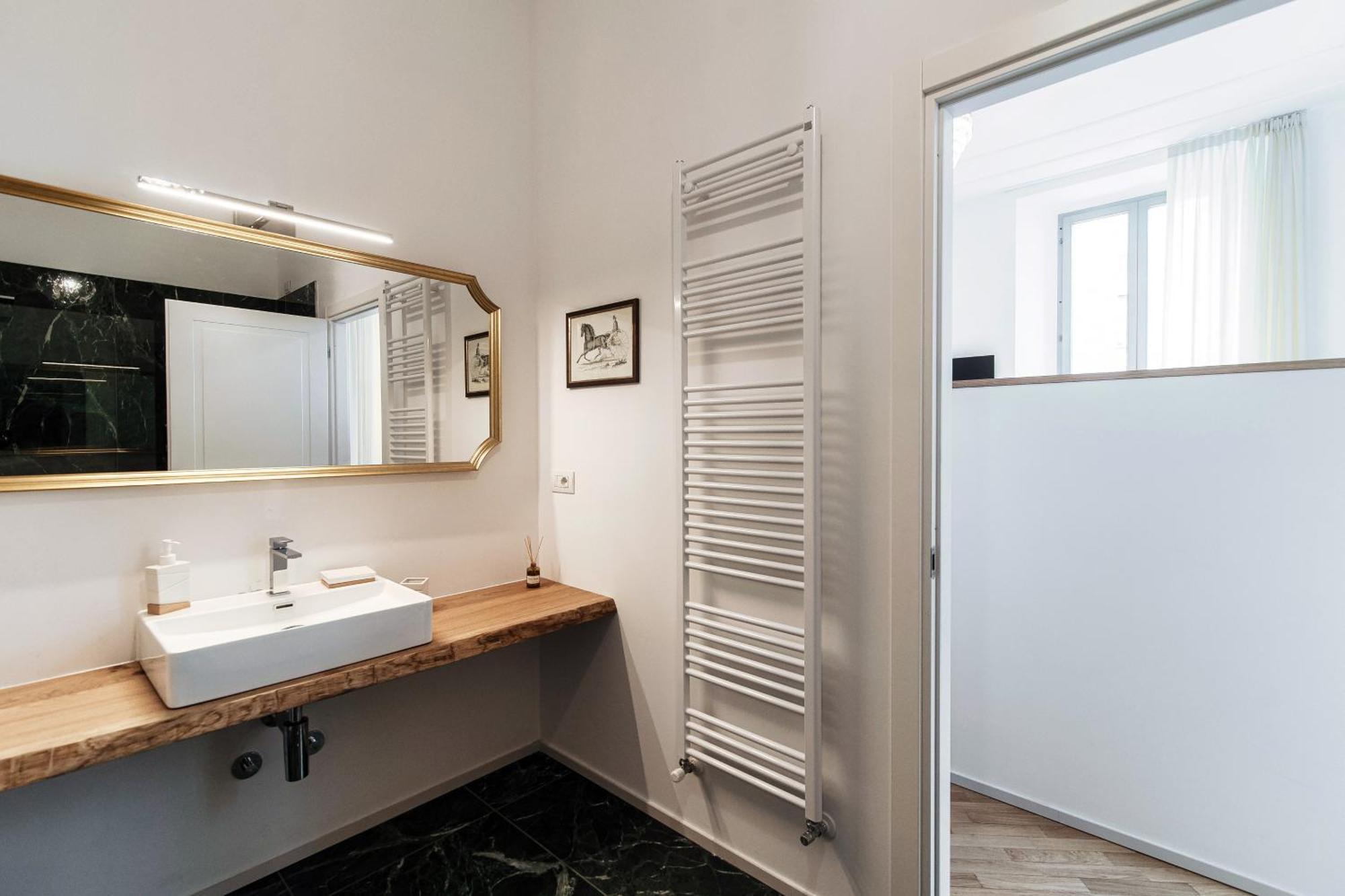 Guesthouse Lake'S Vibes - The House Of Travelers Como Luaran gambar